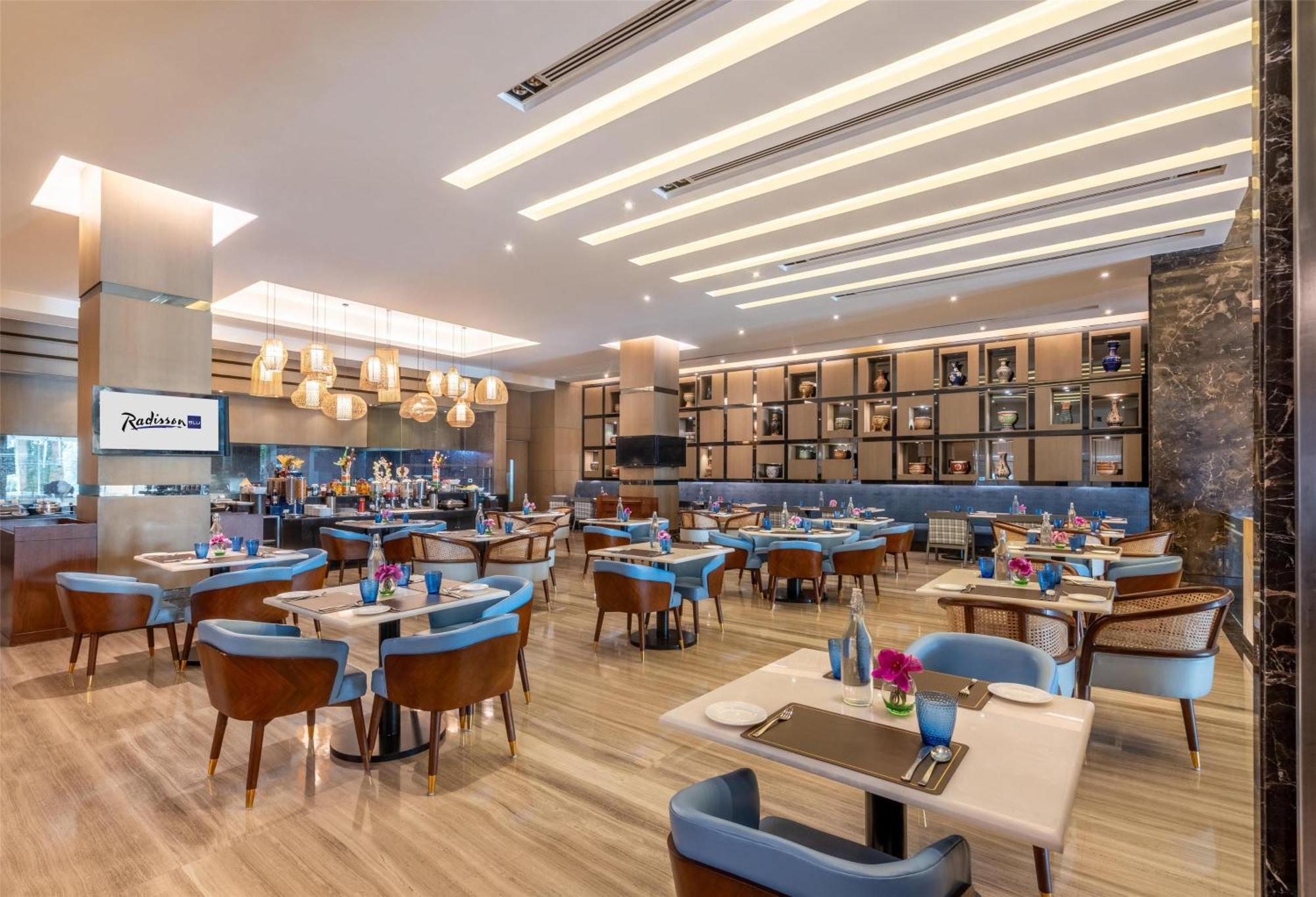 Radisson Blu Hotel Rudrapur Exterior foto