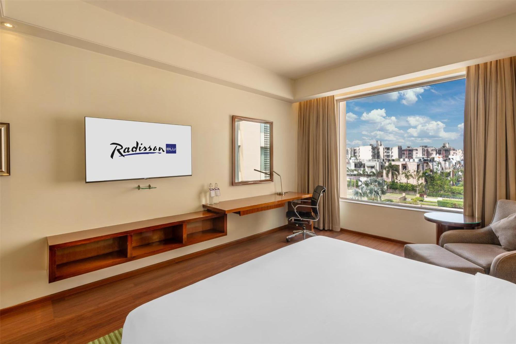 Radisson Blu Hotel Rudrapur Exterior foto