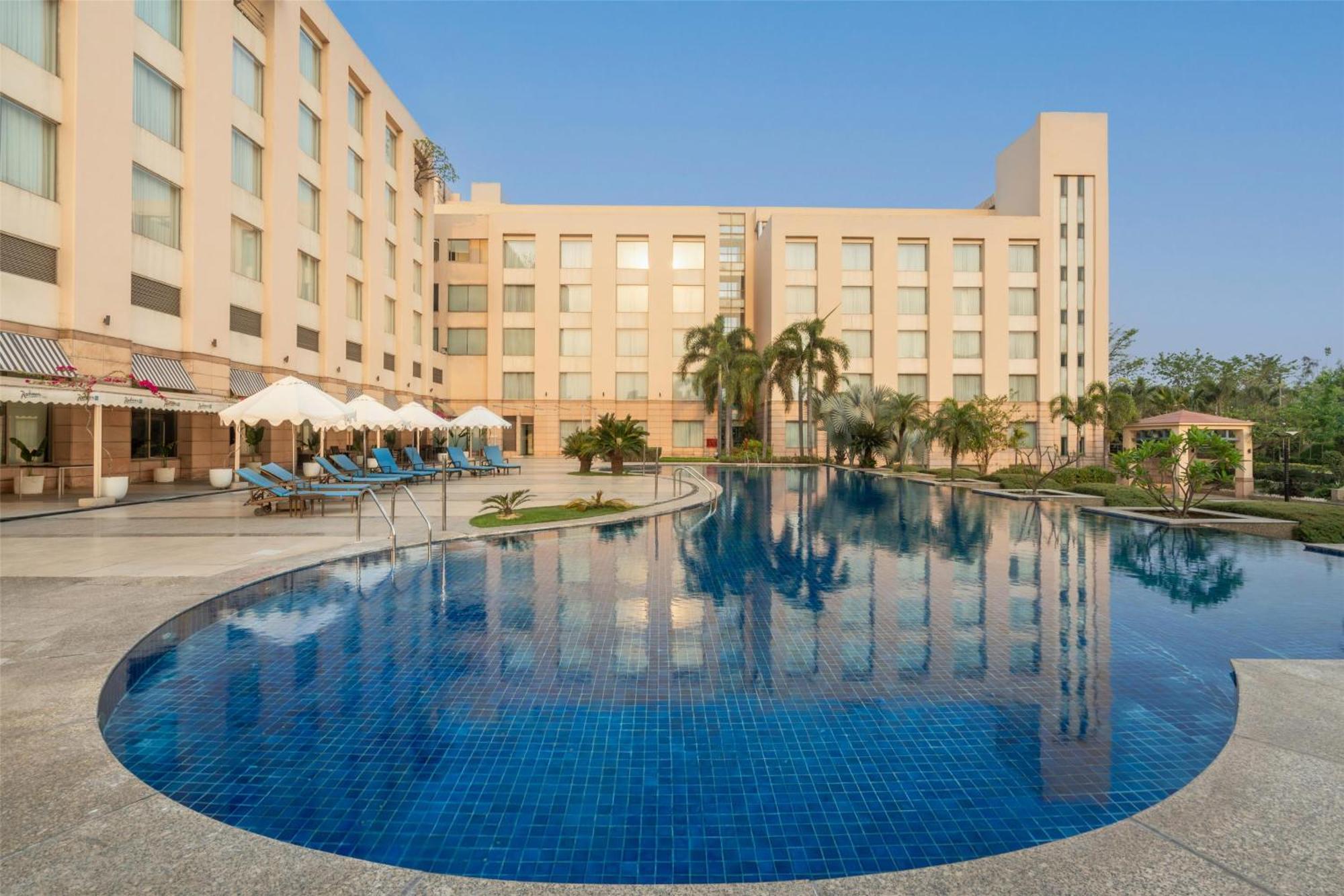 Radisson Blu Hotel Rudrapur Exterior foto