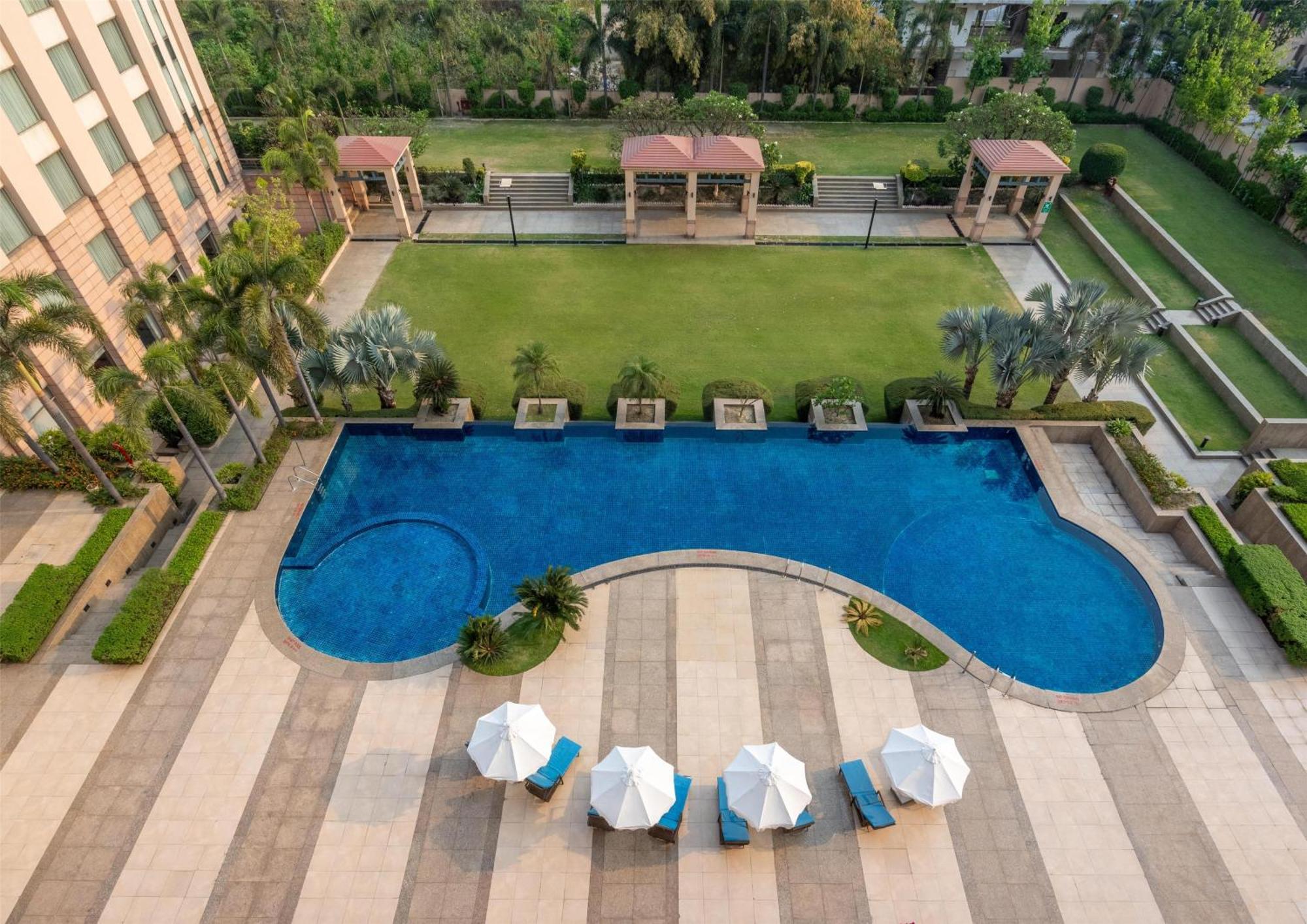 Radisson Blu Hotel Rudrapur Exterior foto